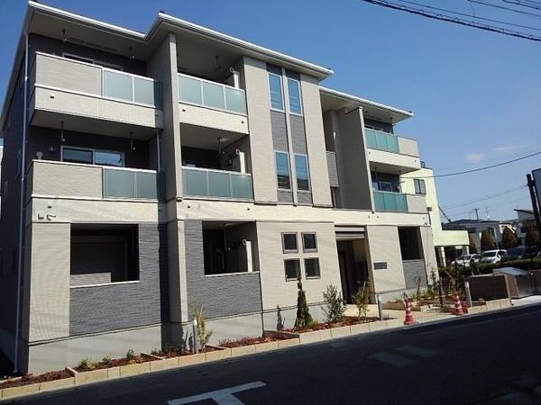 堺市西区鳳中町１０丁のアパート