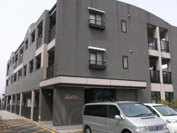 泉大津市二田町２丁目のマンション