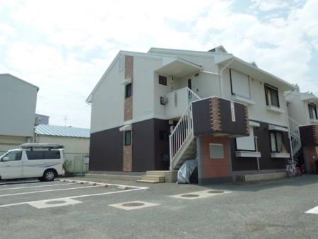 和泉市富秋町３丁目のアパート