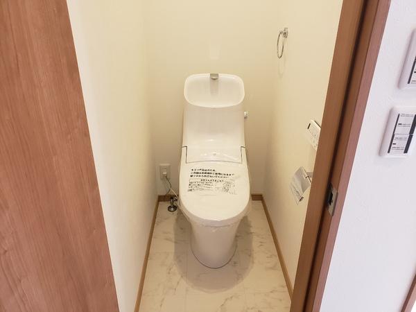 高石市千代田１丁目のアパート