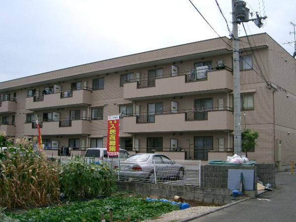 和泉市伯太町１丁目のマンション