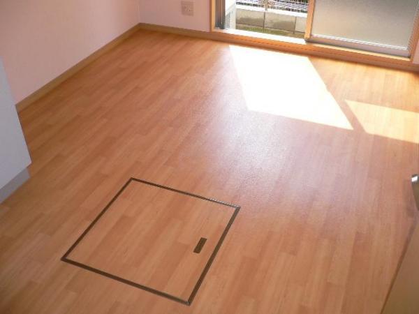 高石市綾園４丁目のハイツ
