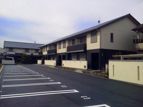 泉大津市曽根町３丁目のアパート