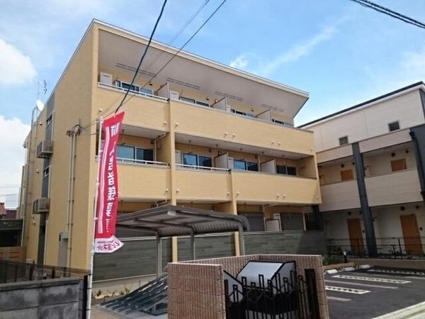 堺市西区鳳東町３丁のアパート