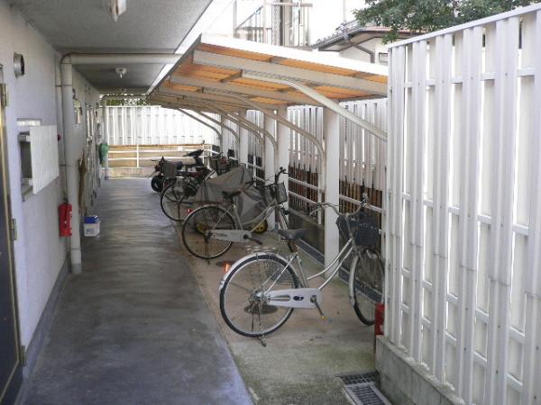 高石市西取石５丁目のマンション