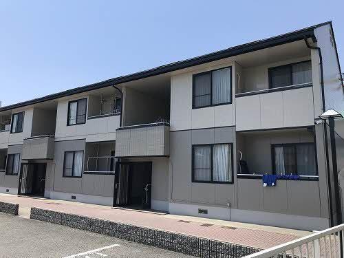 堺市西区鳳東町７丁のアパート