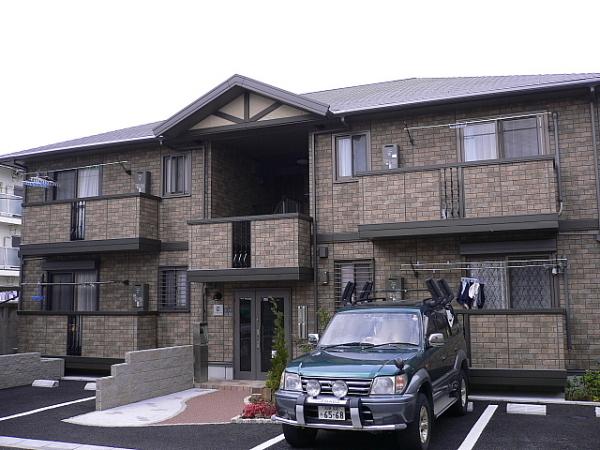 泉大津市二田町2丁目のハイツ