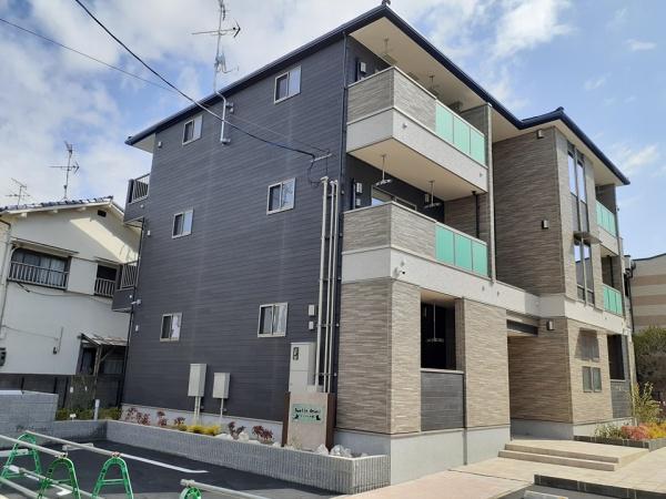 堺市西区鳳南町２丁のアパート