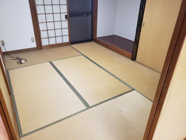 高石市綾園７丁目の貸家