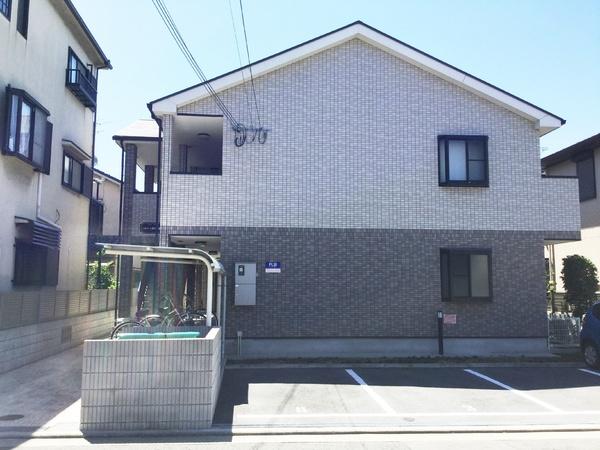 堺市西区鳳中町４丁のアパート