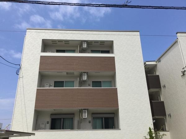 堺市西区鳳中町９丁のアパート
