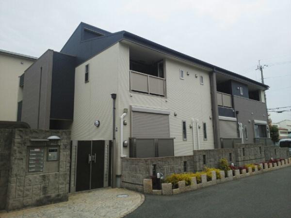 泉大津市寿町のアパート