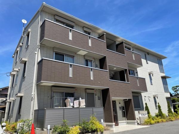 泉大津市二田町３丁目のアパート