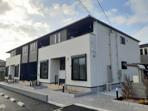 泉大津市西港町のアパート