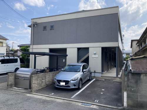 堺市西区鳳中町4丁のアパート