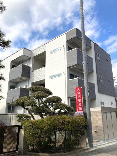 高石市高師浜3丁目のアパート