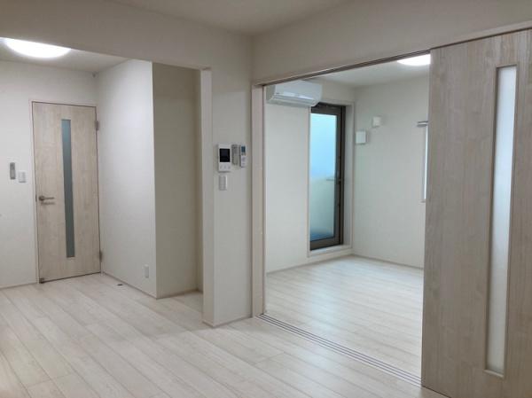 高石市西取石３丁目のアパート