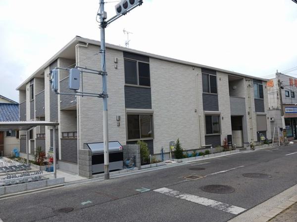 泉大津市下条町のアパート