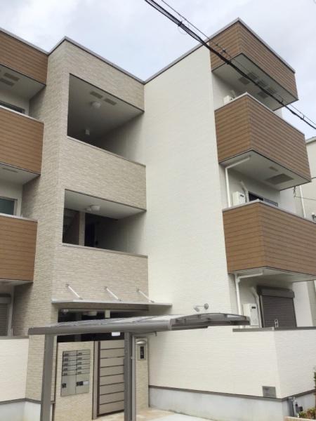 堺市西区鳳中町４丁のアパート