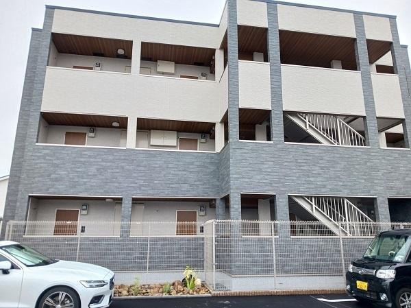 和泉市葛の葉町3丁目のアパート