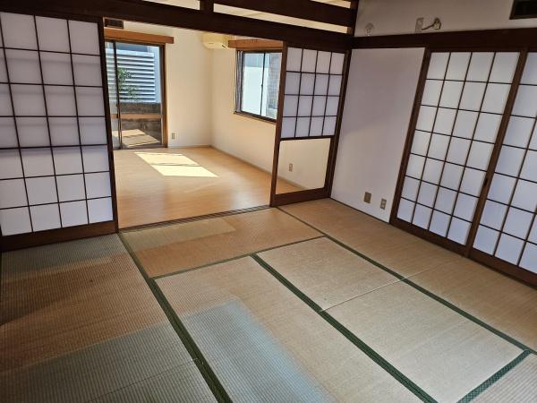 高石市綾園１丁目の貸家