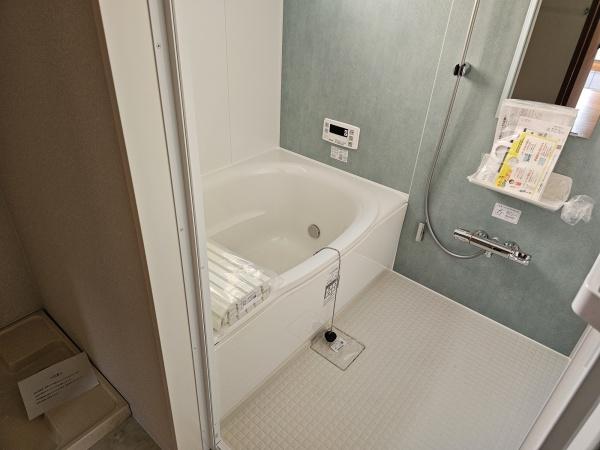高石市綾園１丁目の貸家