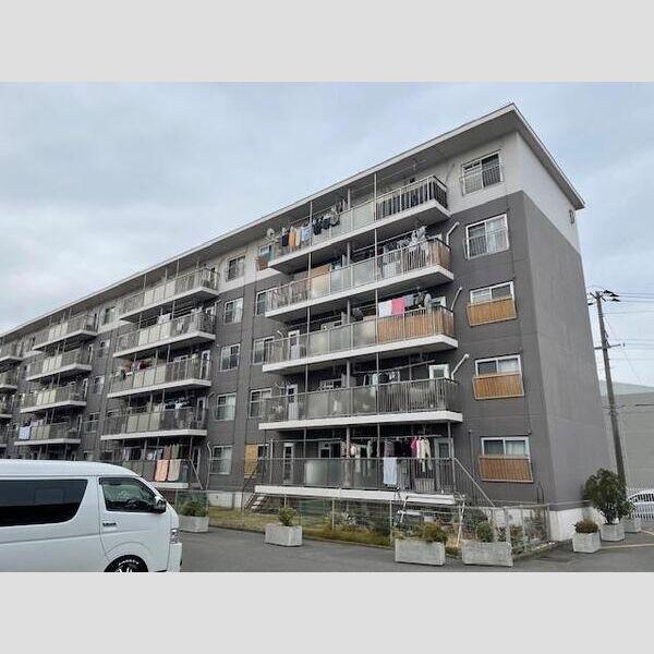 泉大津市東助松町１丁目のマンション
