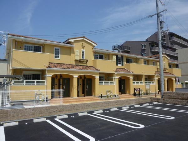 泉大津市東雲町のアパート