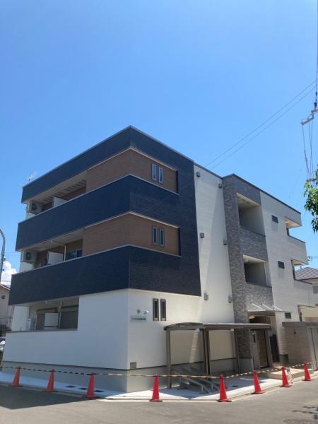 高石市綾園２丁目のアパート