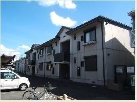 和泉市伯太町２丁目のハイツ
