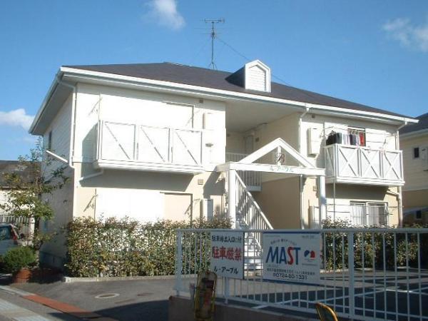 泉大津市下之町のハイツ
