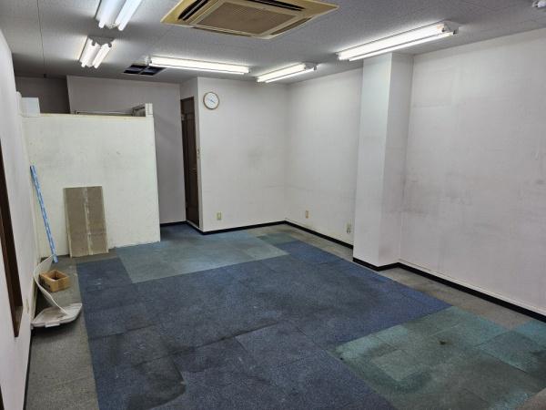 高石市綾園１丁目の店舗（建物一部）