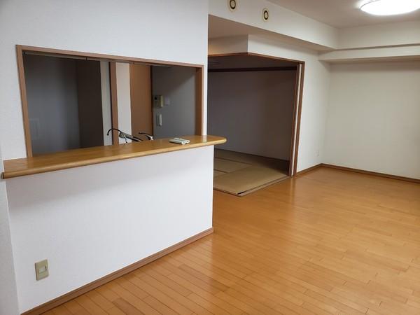 高石市綾園1丁目のマンション(リビング)