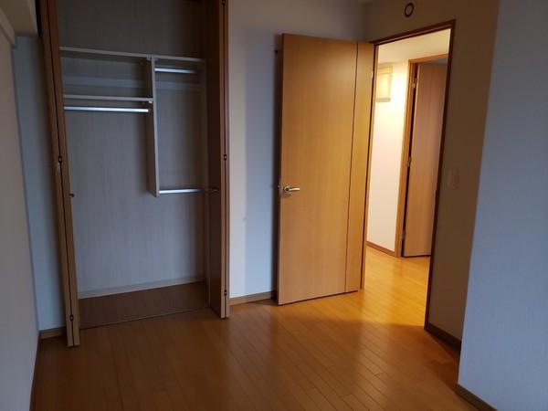 高石市綾園1丁目のマンション(リビング)