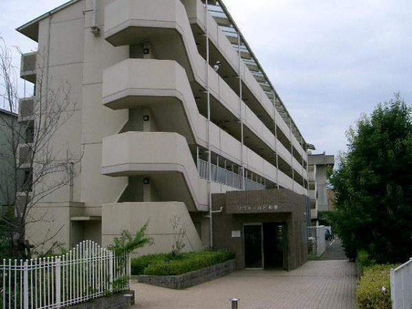 和泉市府中町６丁目のハイツ