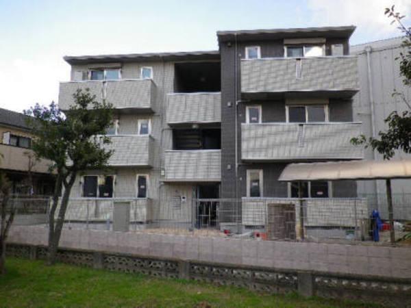 堺市西区鳳中町９丁のアパート