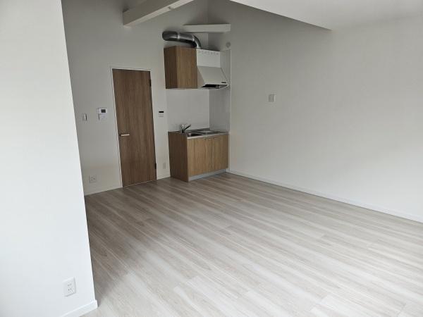 高石市高師浜３丁目の住宅付店舗（建物一部）