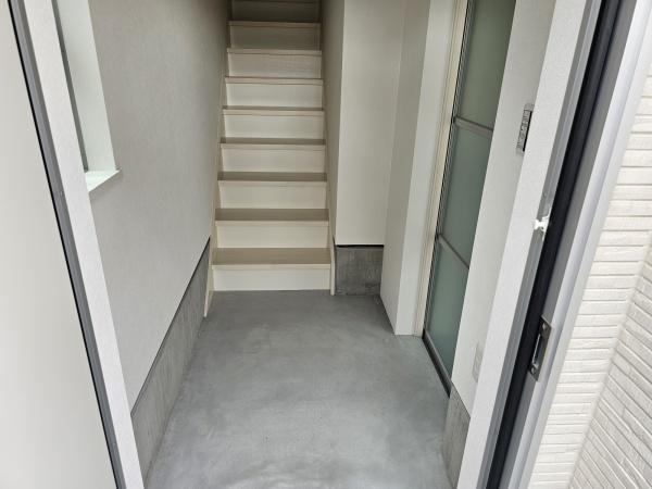 高石市高師浜３丁目の住宅付店舗（建物一部）