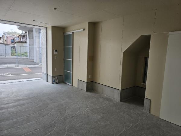 高石市高師浜３丁目の住宅付店舗（建物一部）