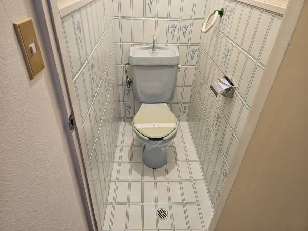 高石市綾園３丁目の貸家
