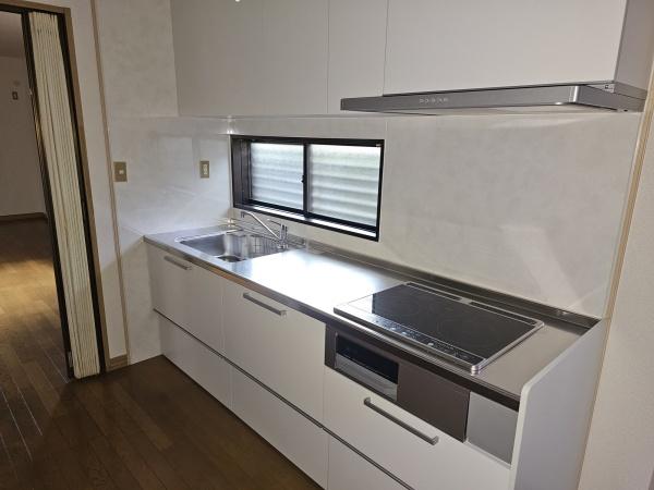 和泉市光明台２丁目の貸家