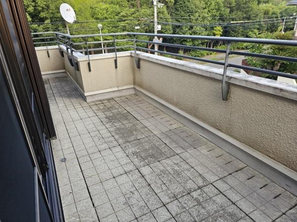 和泉市光明台２丁目の貸家