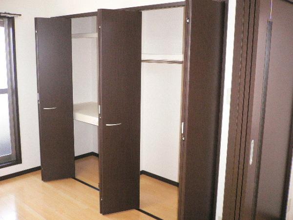 和泉市葛の葉町２丁目のハイツ