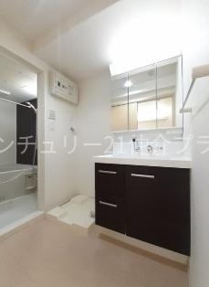 藤沢市石川１丁目のマンション