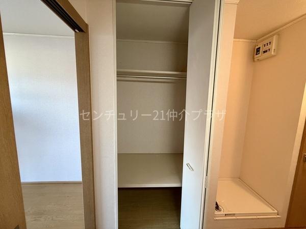 シティハイム六会壱番館(収納)