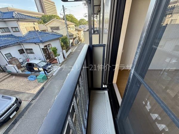 シティハイム六会壱番館(バルコニー)