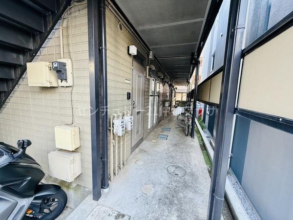 シティハイム六会壱番館(エントランス)