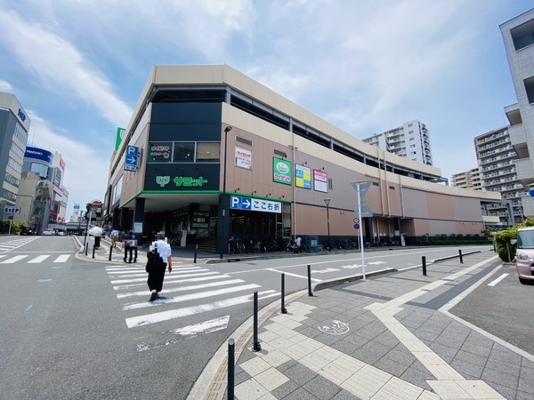 ザ・パーククロス藤沢(サミットストア藤沢駅北口店)