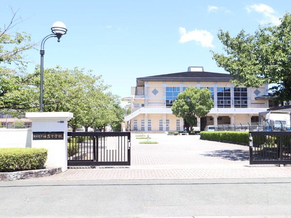 ラポール近見(熊本市立日吉中学校)
