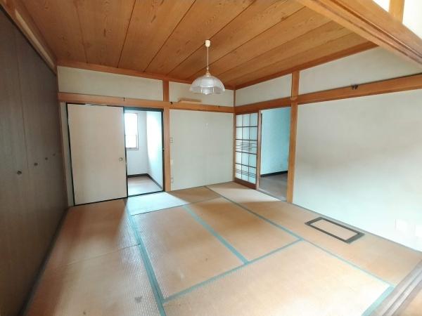 幸手市東５丁目貸家（メゾネット）